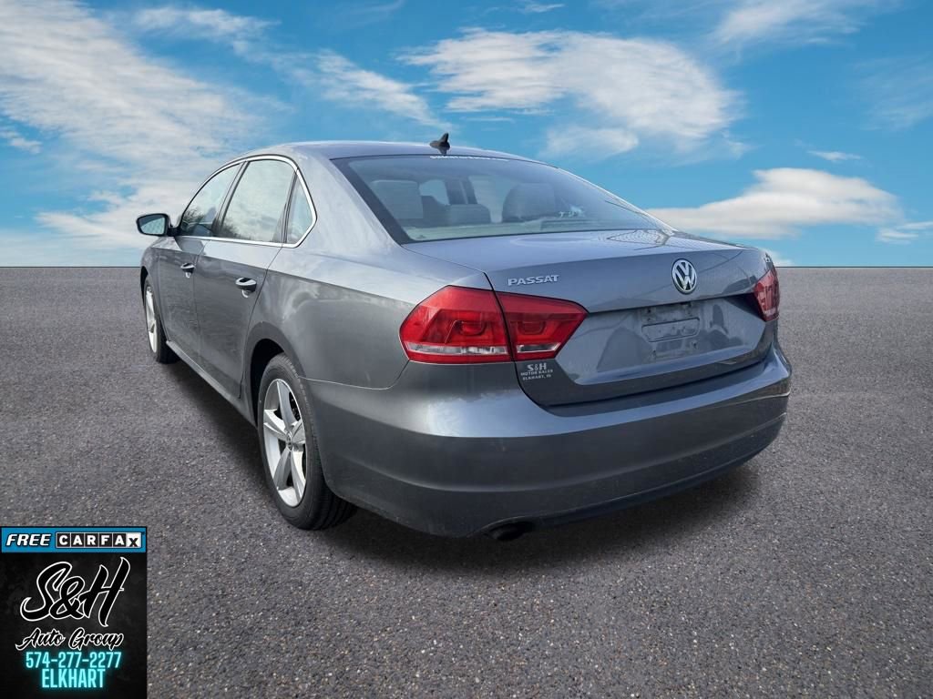 Used 2015 Volkswagen Passat 1.8T Limited Edition image 5