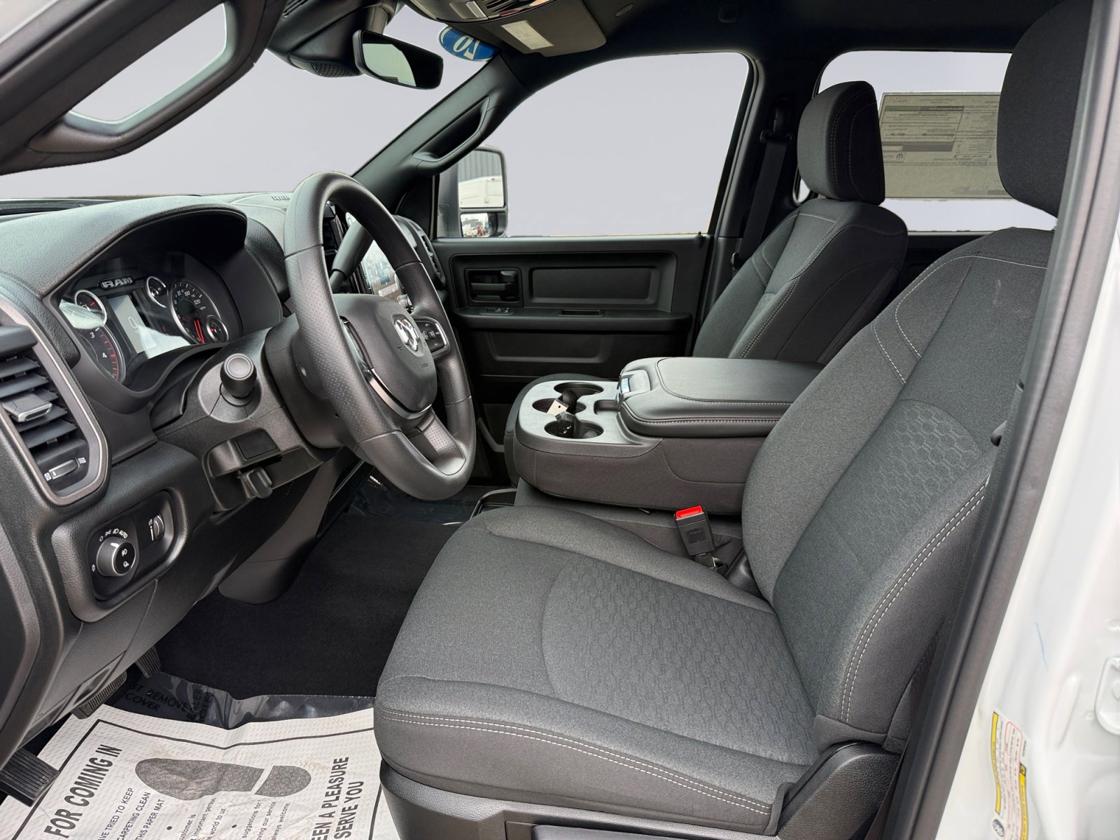 New 2026 RAM 2500 Tradesman AWD/4WD image 9