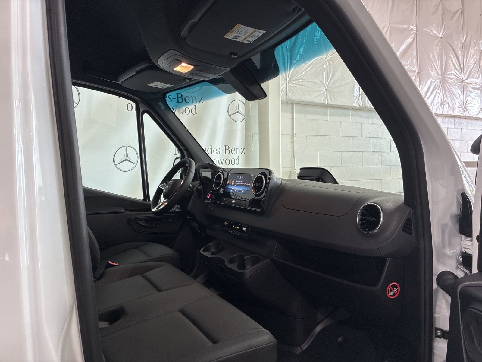 New 2025 Mercedes-Benz Sprinter 3500 image 18
