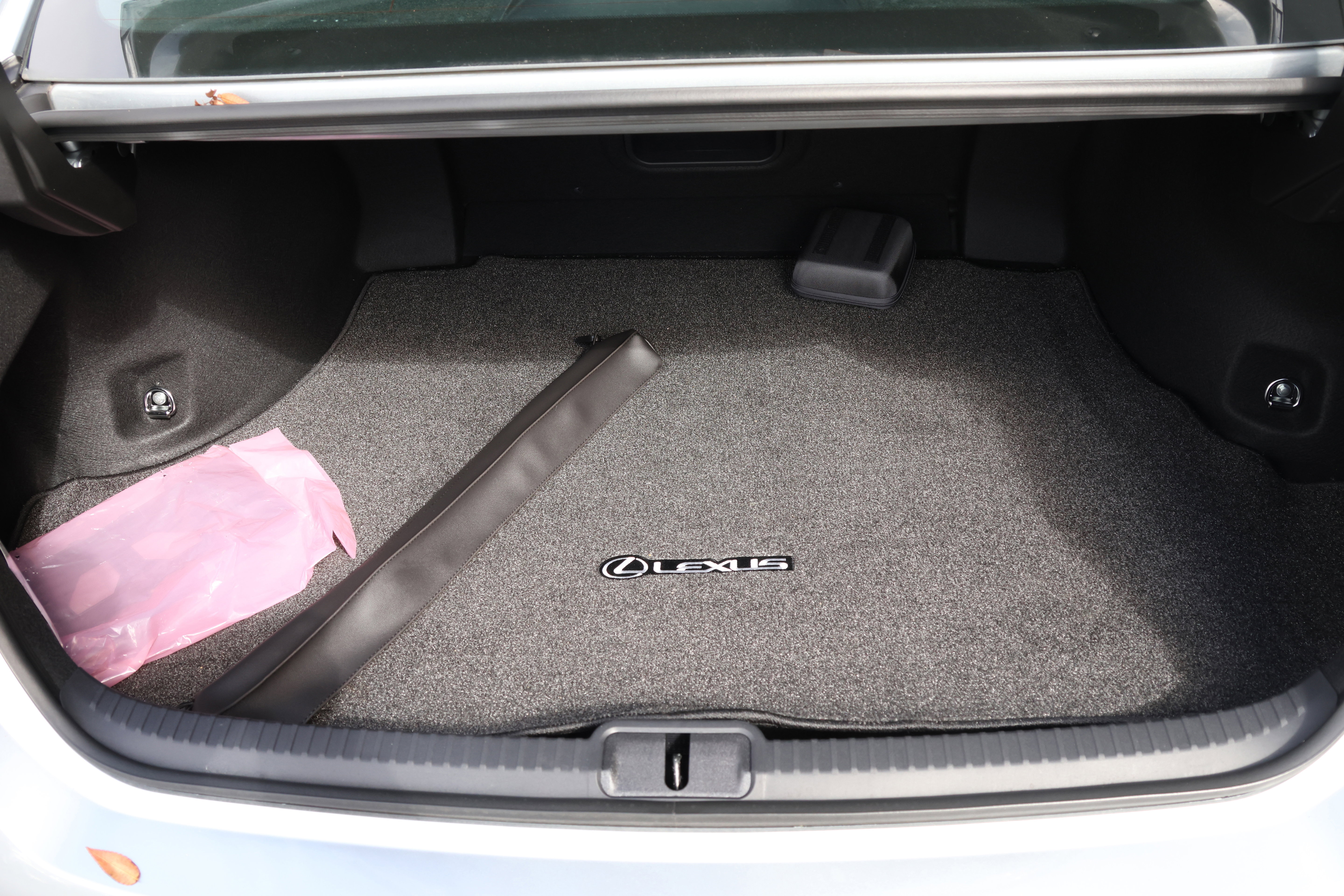 Used 2025 Lexus ES 350 w/ Premium Package image 35