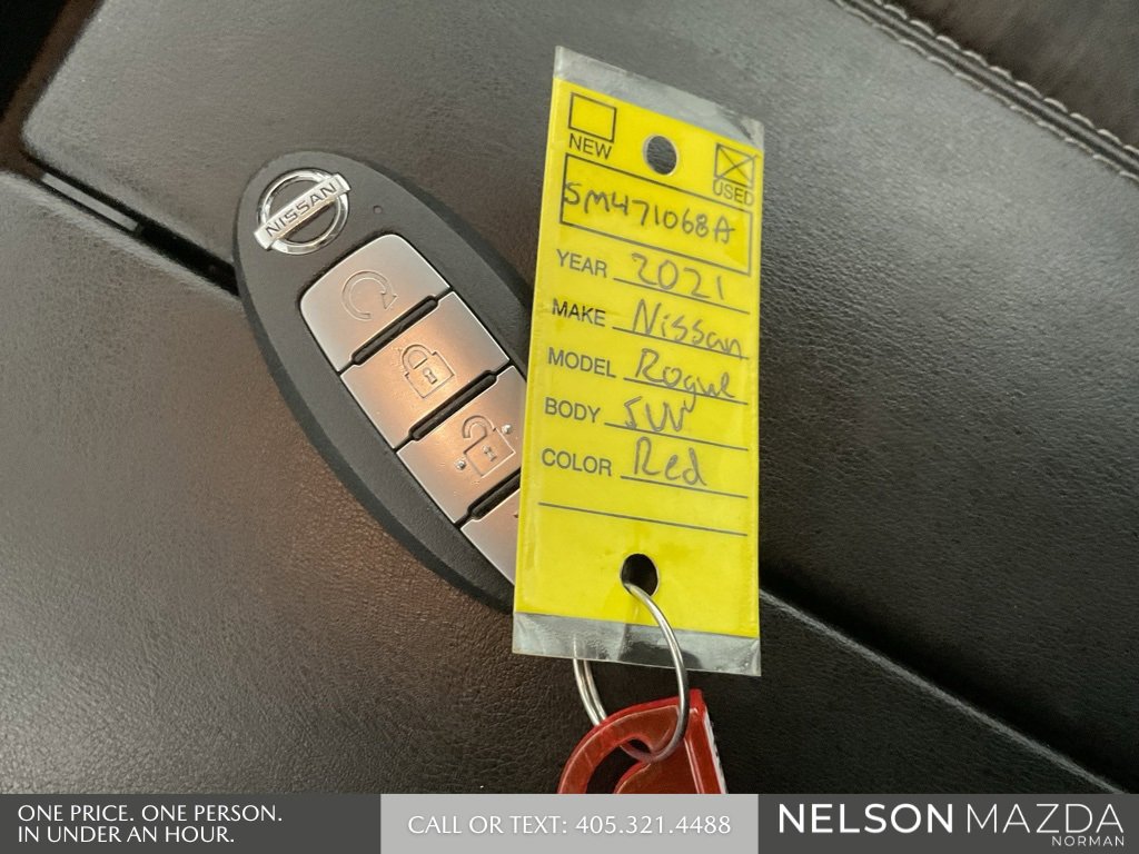 Used 2021 Nissan Rogue SV image 46