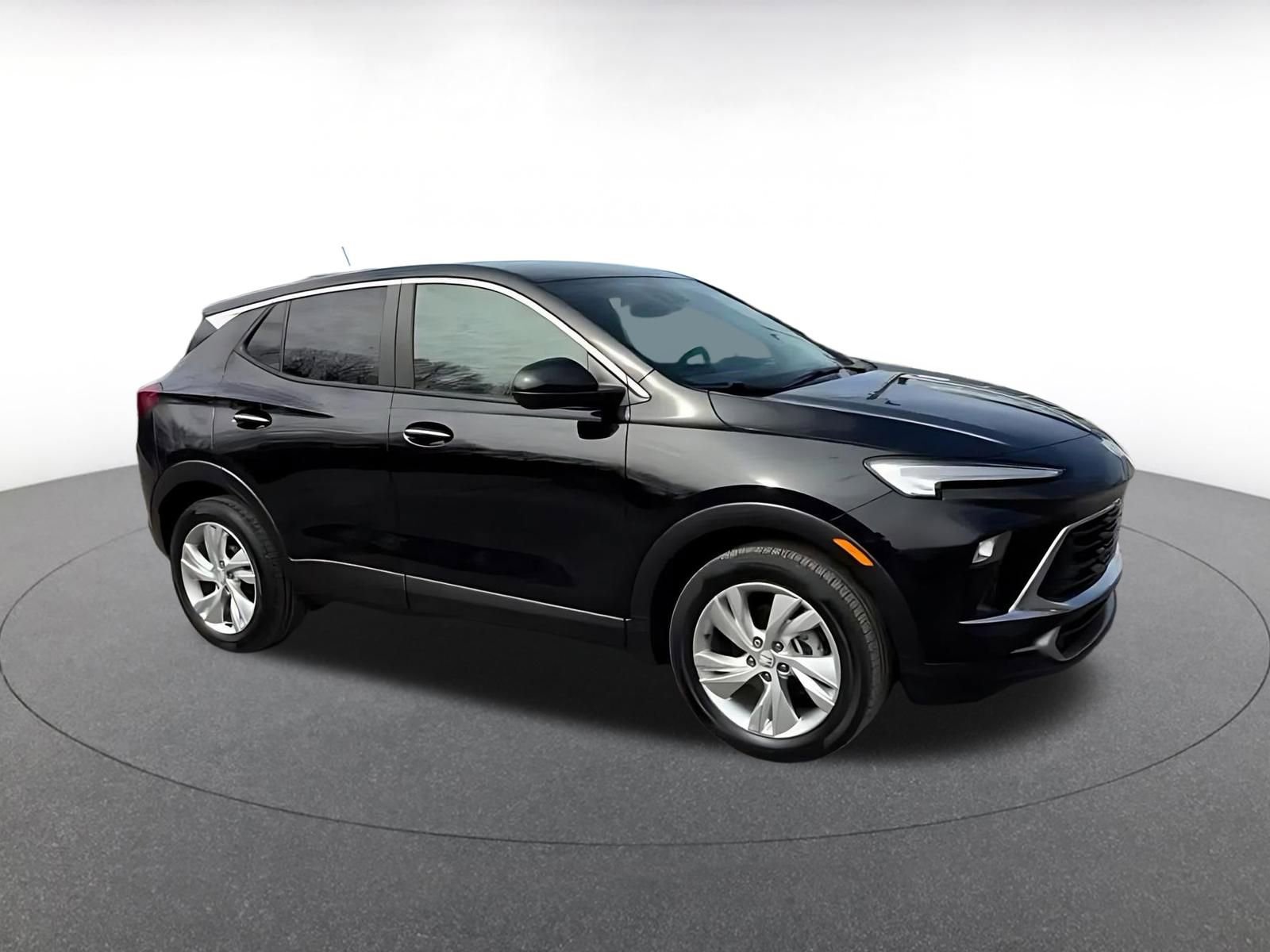 Used 2025 Buick Encore GX Preferred image 2