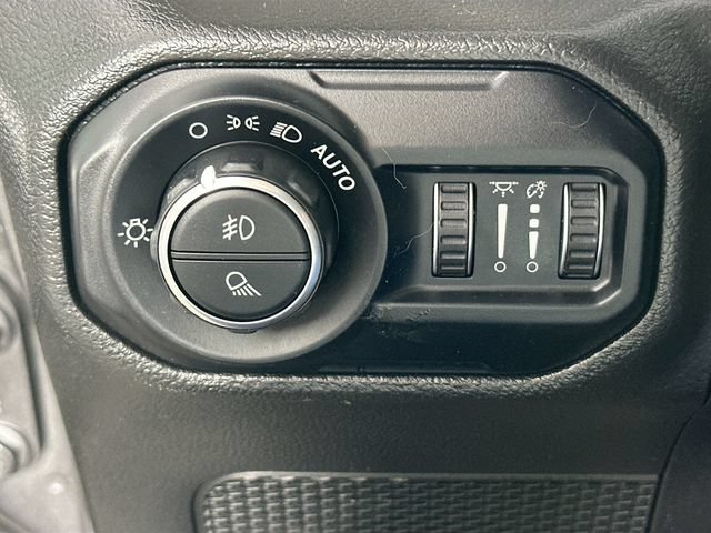 Used 2022 Jeep Gladiator Sport AWD/4WD image 24