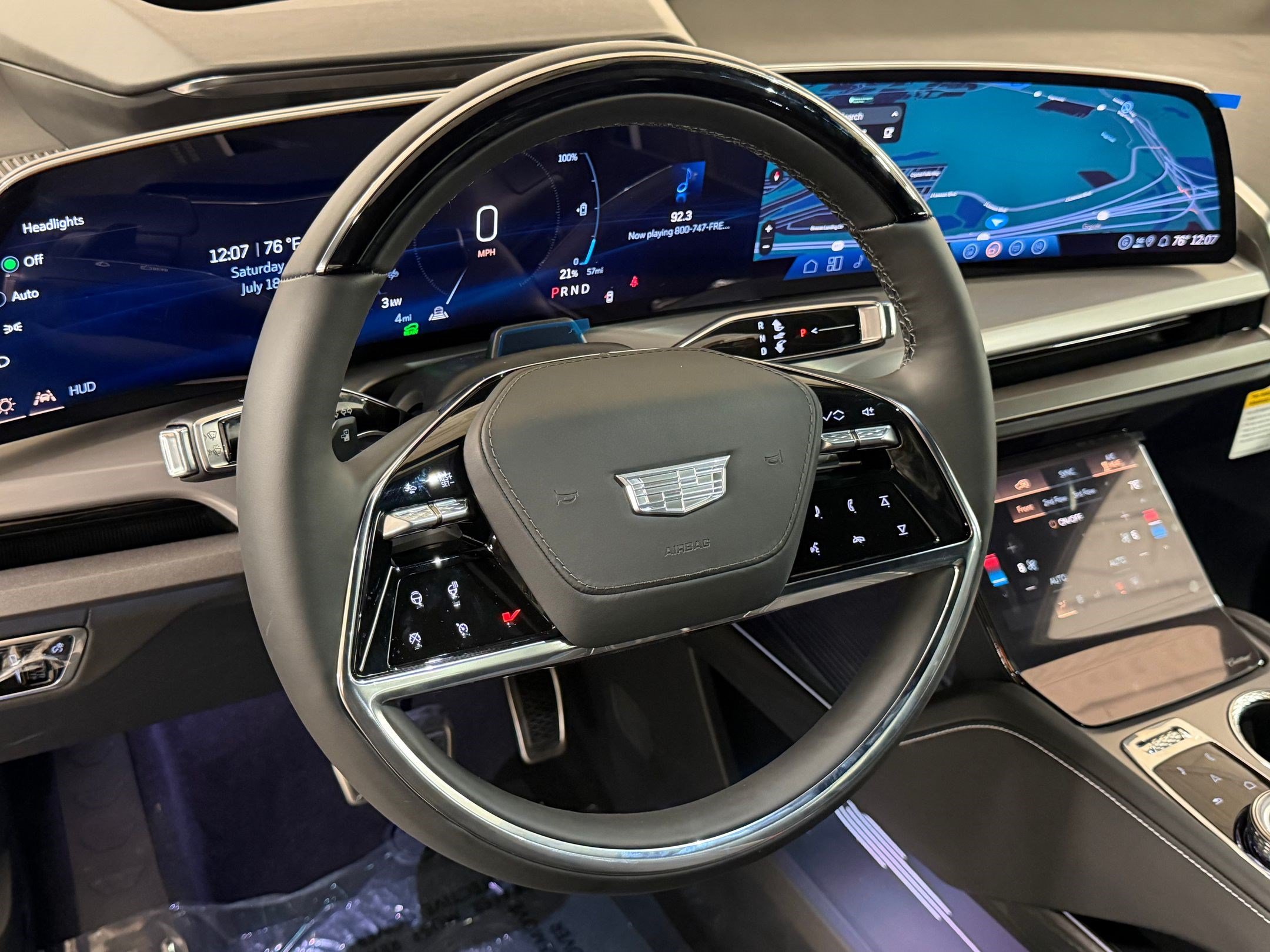 New 2027 Cadillac Vistiq Luxury AWD/4WD image 10