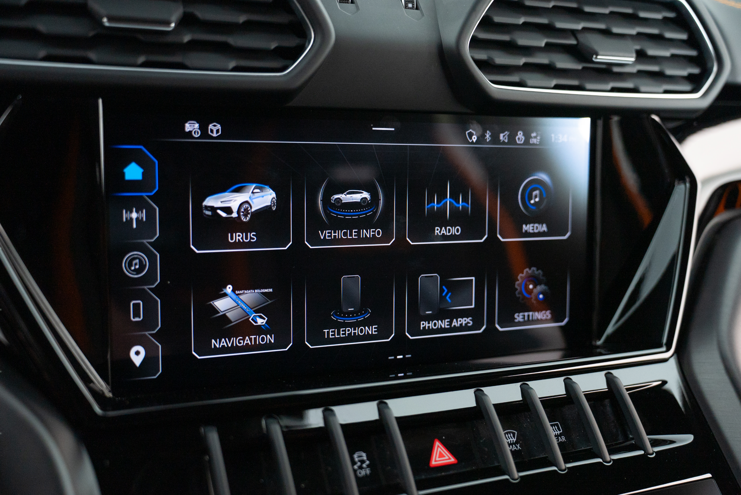 Used 2024 Lamborghini Urus S AWD/4WD image 18