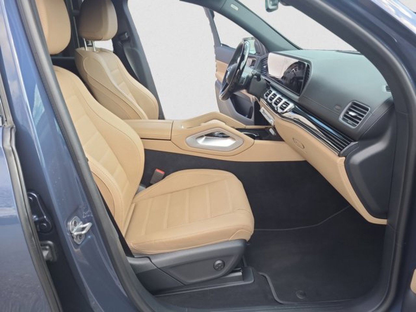 Used 2024 Mercedes-Benz GLE 350 4MATIC image 21