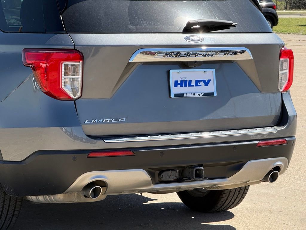 Used 2021 Ford Explorer Limited w/ Equipment Group 301A image 6