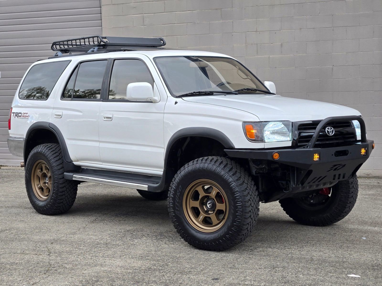 Used 1997 Toyota 4Runner SR5 image 1