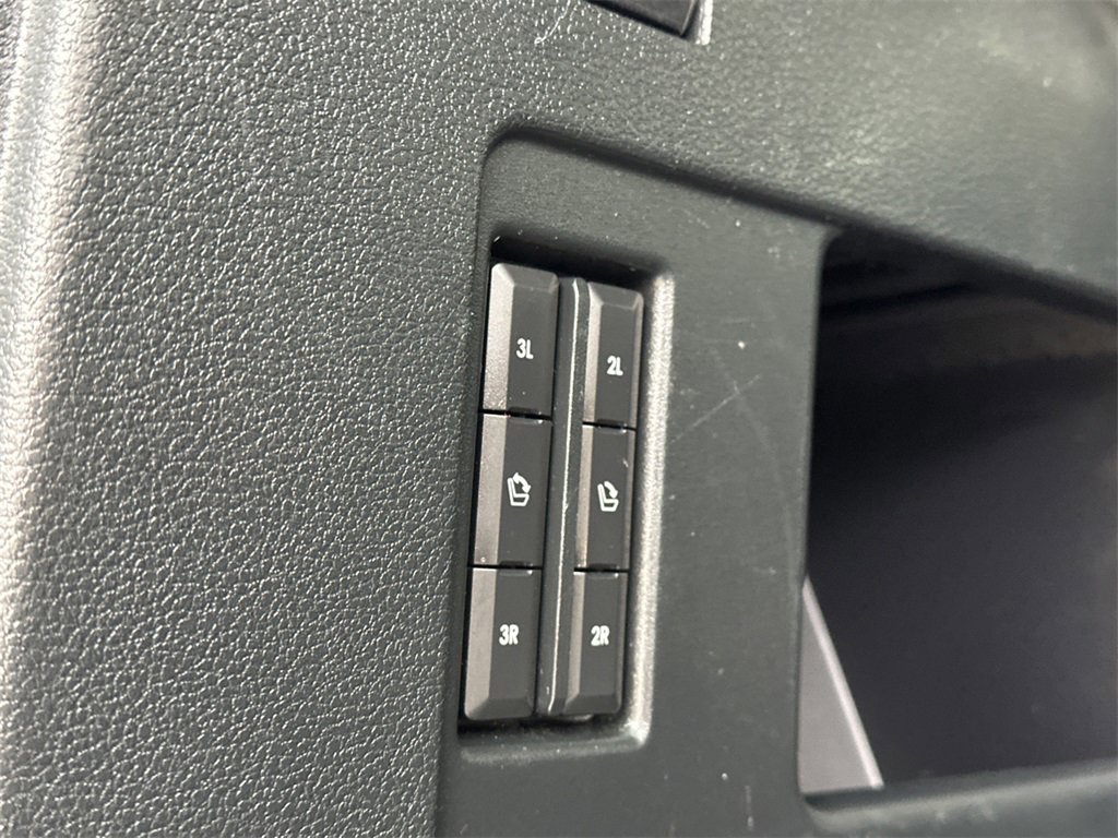 Used 2021 Lincoln Navigator Reserve image 11