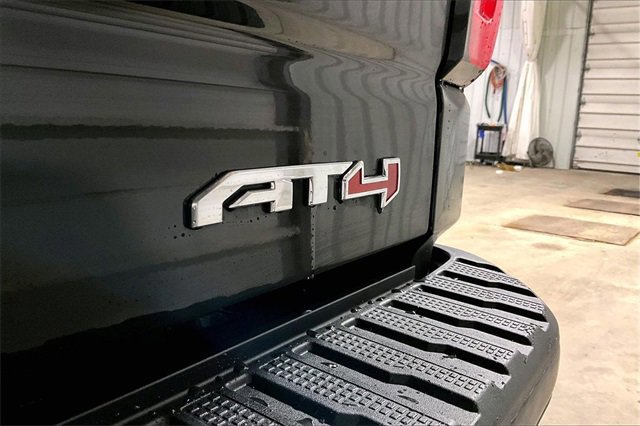 New 2026 GMC Sierra 1500 AT4 w/ AT4 Premium Package image 7