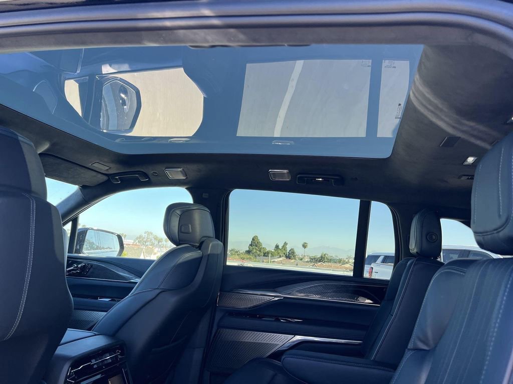 New 2025 Cadillac Escalade IQ Sport 2 image 29