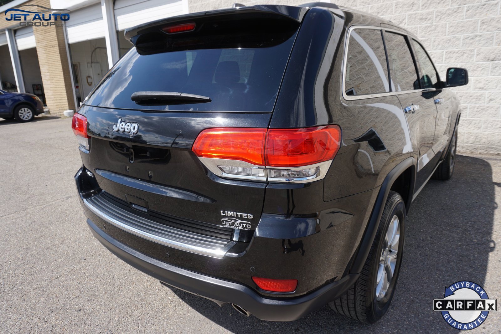 Used 2018 Jeep Grand Cherokee Limited image 11