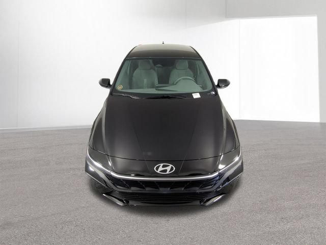 New 2026 Hyundai Elantra Sport FWD image 40
