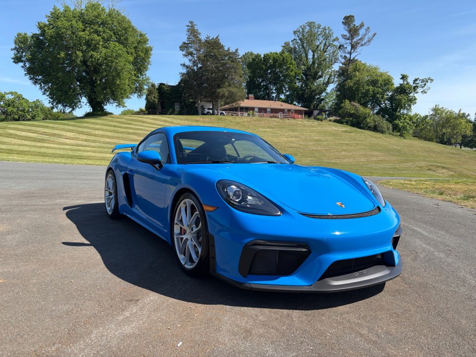Certified 2022 Porsche 718 Cayman GT4 RWD image 9