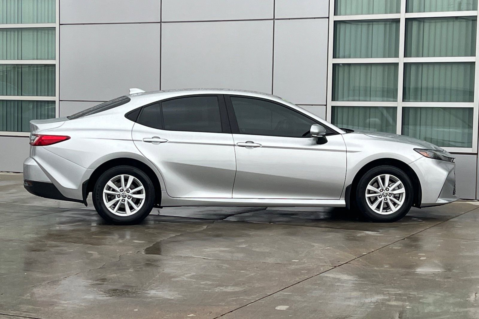 Certified 2025 Toyota Camry LE w/ Convenience Package image 3