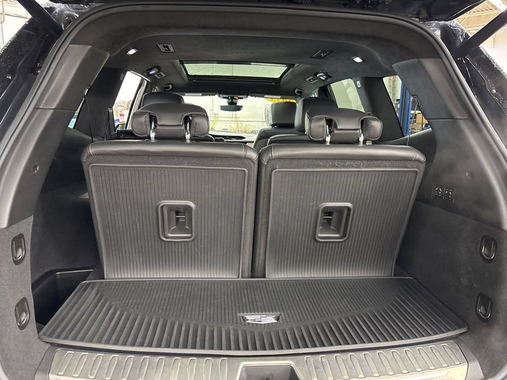 Used 2023 Cadillac XT6 Sport w/ Platinum Package AWD/4WD image 15