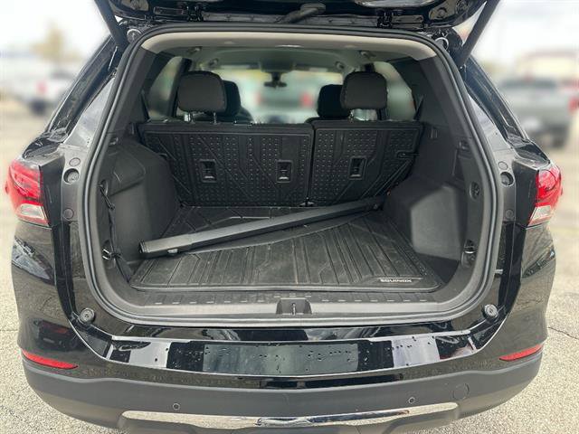 Used 2024 Chevrolet Equinox LT w/ LPO, Floor Liner Package AWD/4WD image 41