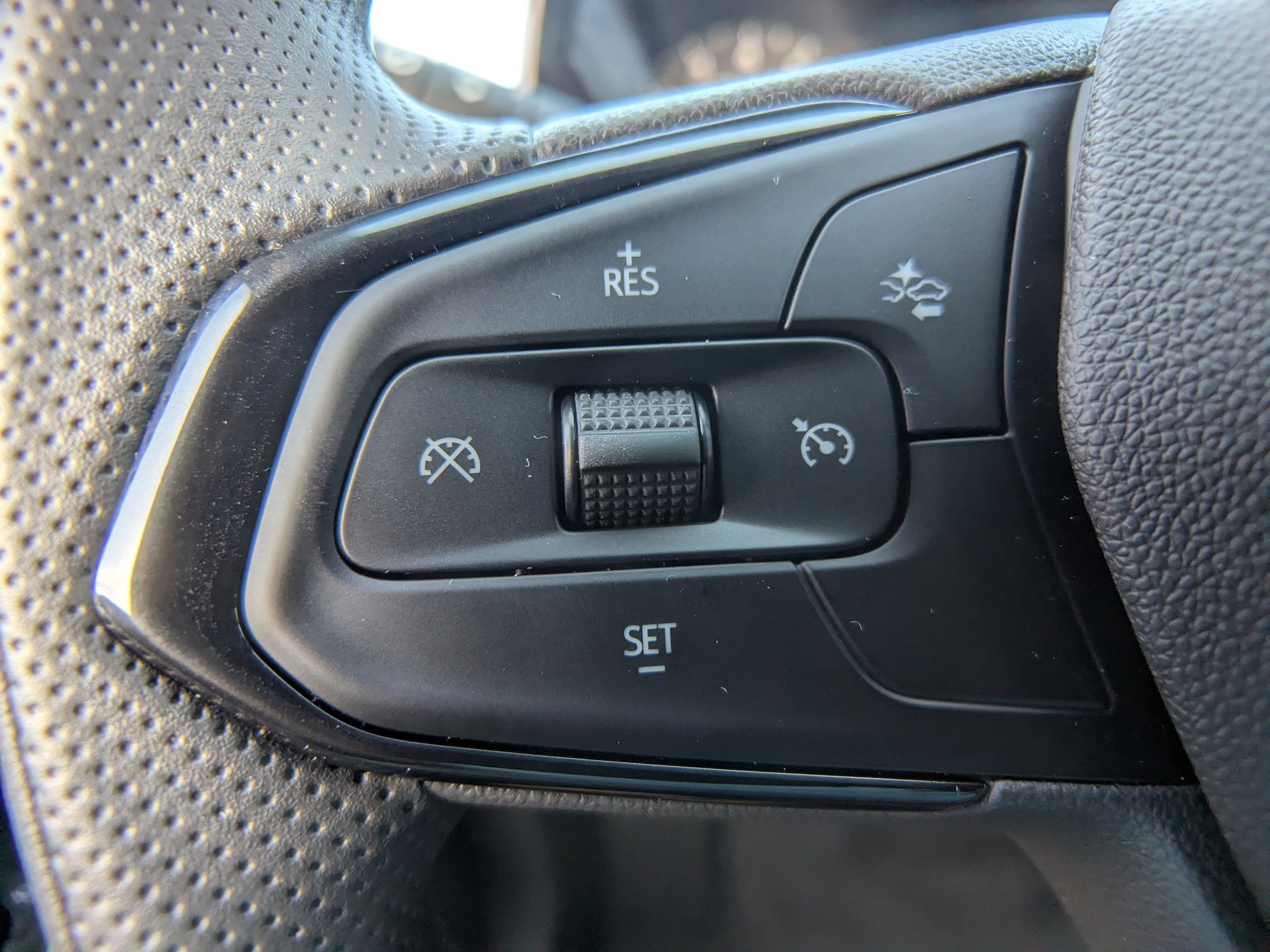 New 2026 Chevrolet Trax LS FWD image 22