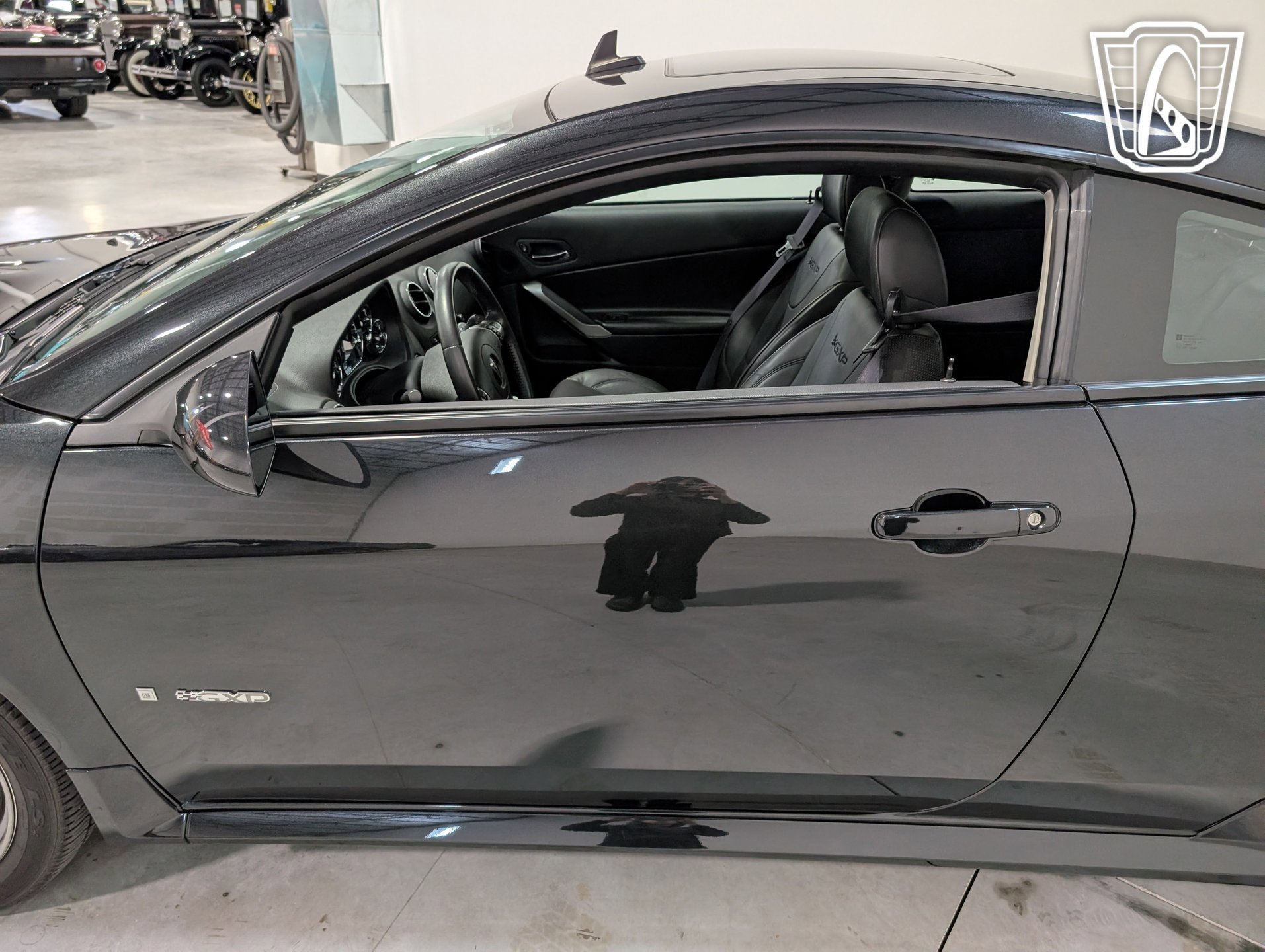 Used 2009 Pontiac G6 GXP w/ Sun And Sound Package image 29