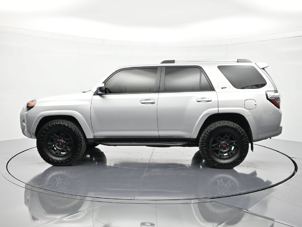 Used 2023 Toyota 4Runner SR5 AWD/4WD image 8