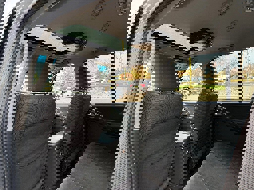 Used 2006 Nissan Pathfinder SE w/ (P01) Se Premium Pkg image 33