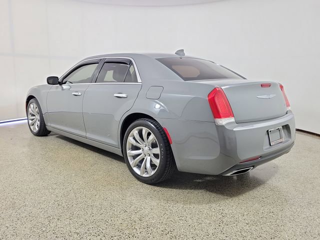 Used 2018 Chrysler 300 Limited RWD image 7