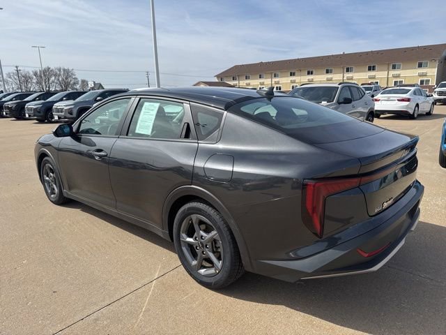 Used 2025 Kia K4 LXS image 5