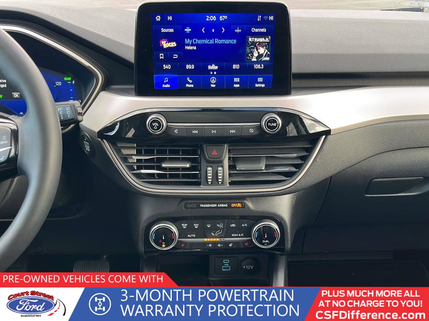 Used 2022 Ford Escape SEL w/ Technology Package image 17