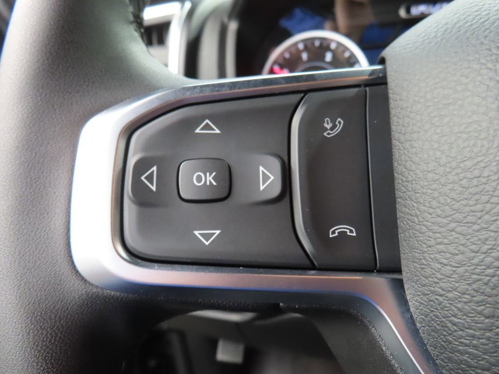 Used 2025 RAM 2500 Big Horn AWD/4WD image 61
