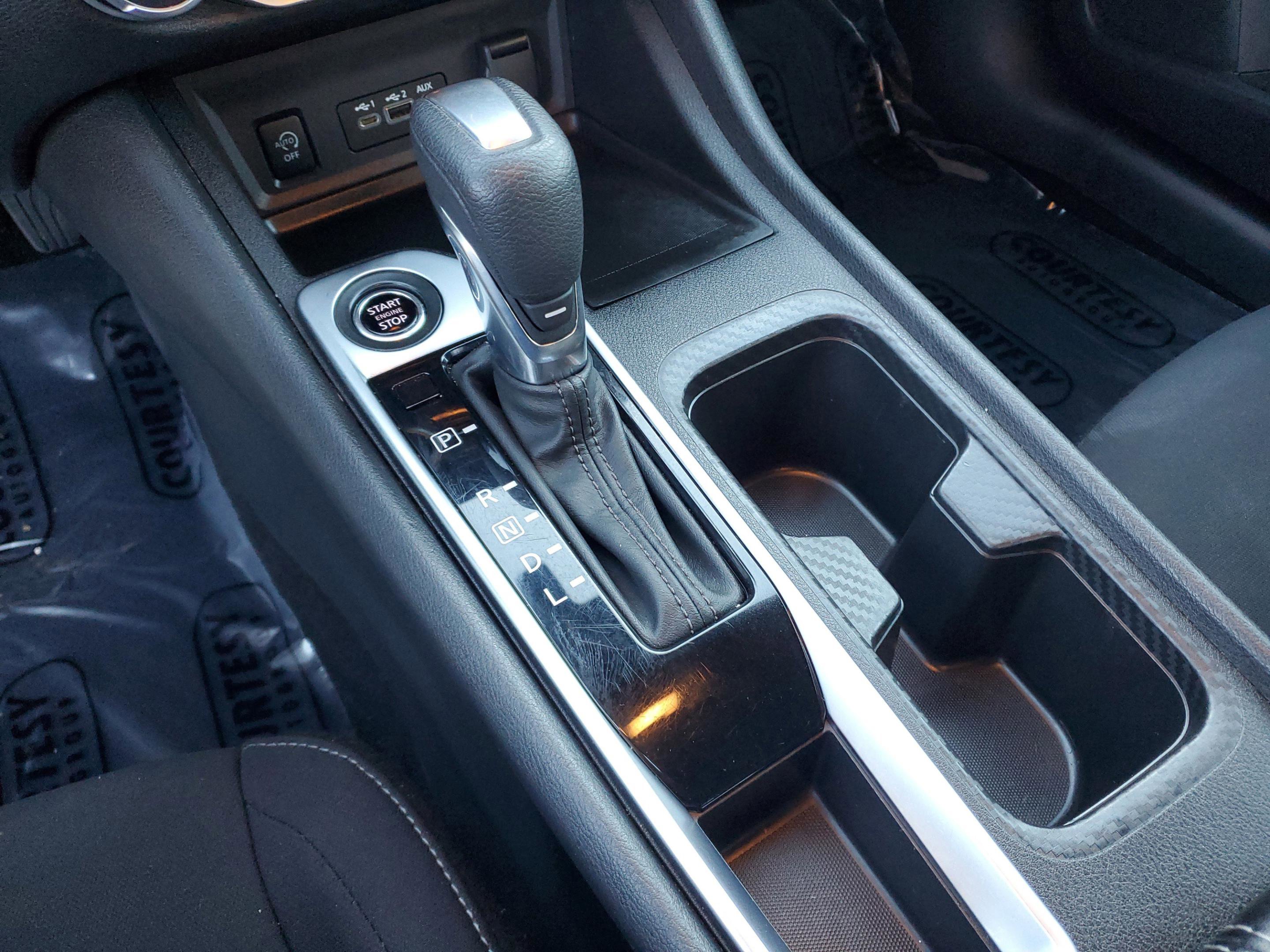 Used 2024 Nissan Sentra SV w/ Trunk Package image 12