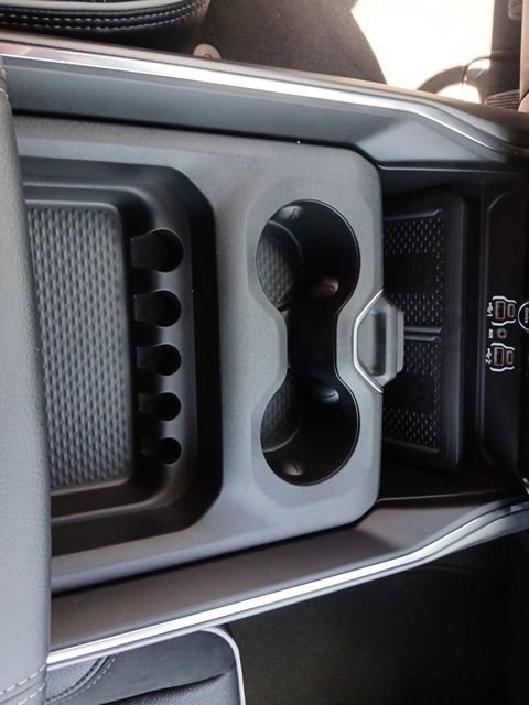New 2026 RAM 3500 Laramie AWD/4WD image 44