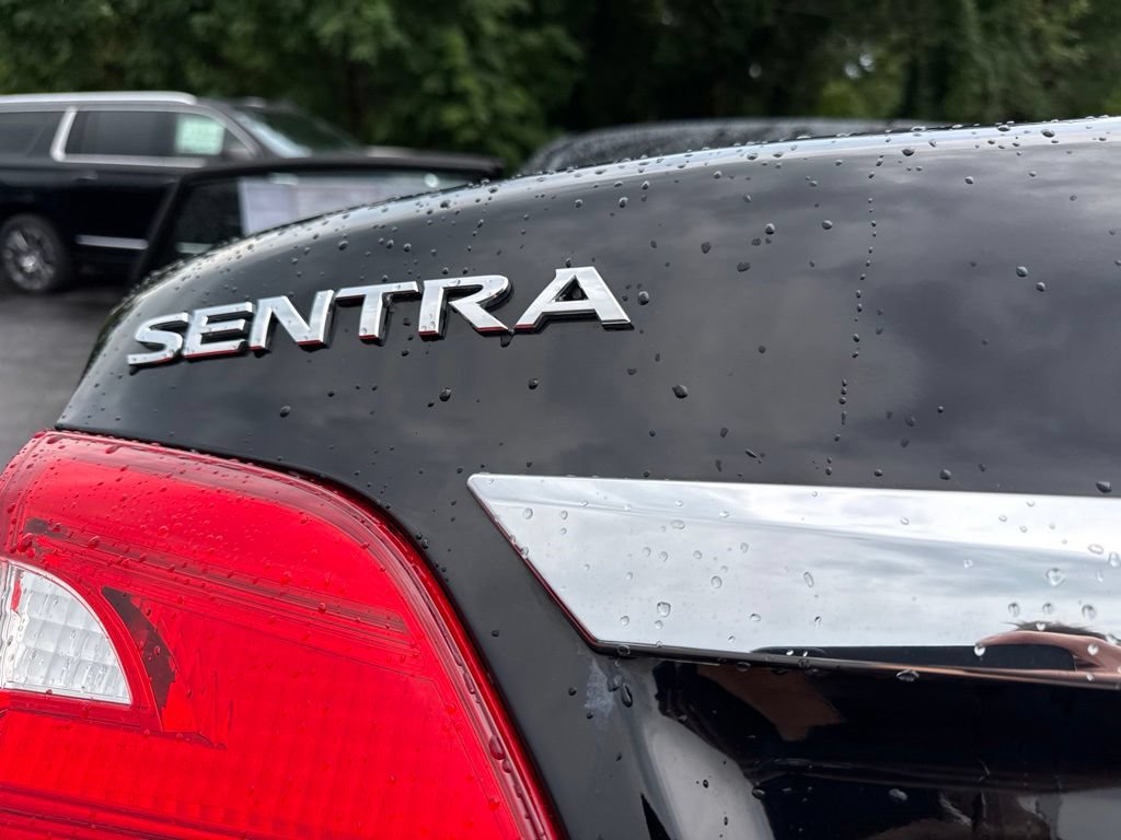 Used 2019 Nissan Sentra SV w/ Special Edition Package FWD image 15