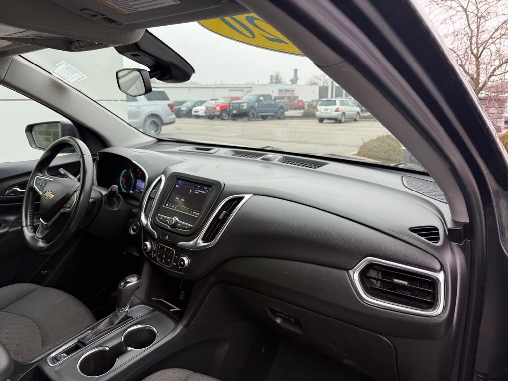Used 2020 Chevrolet Equinox LT w/ Driver Convenience Package image 22