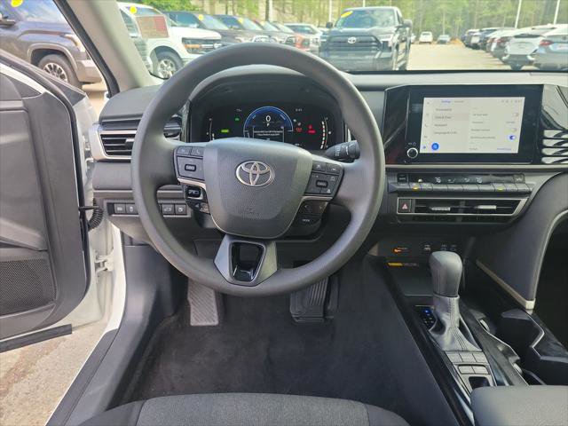 Certified 2025 Toyota Camry LE image 17