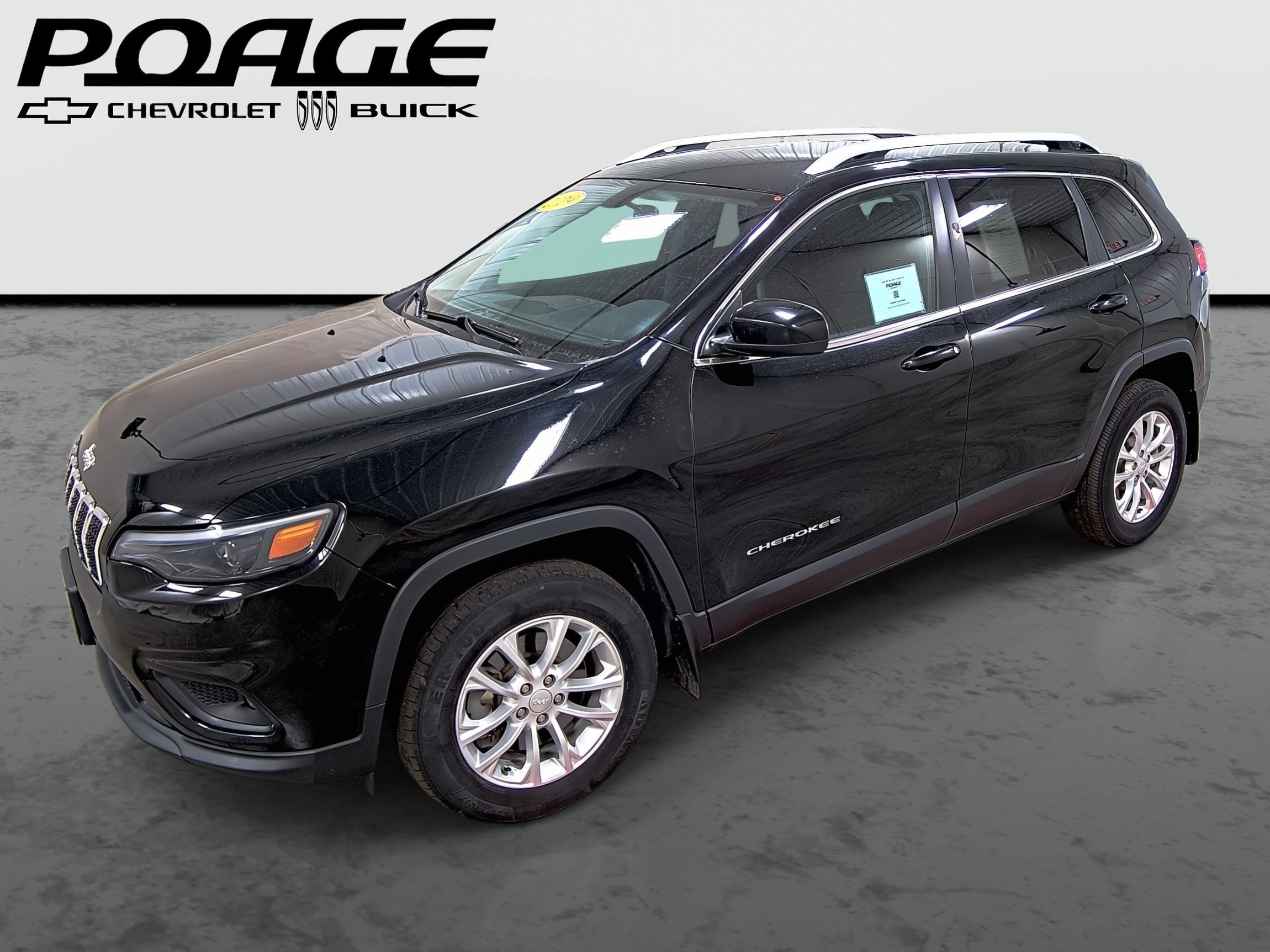 Used 2019 Jeep Cherokee Latitude w/ Cold Weather Group AWD/4WD image 1