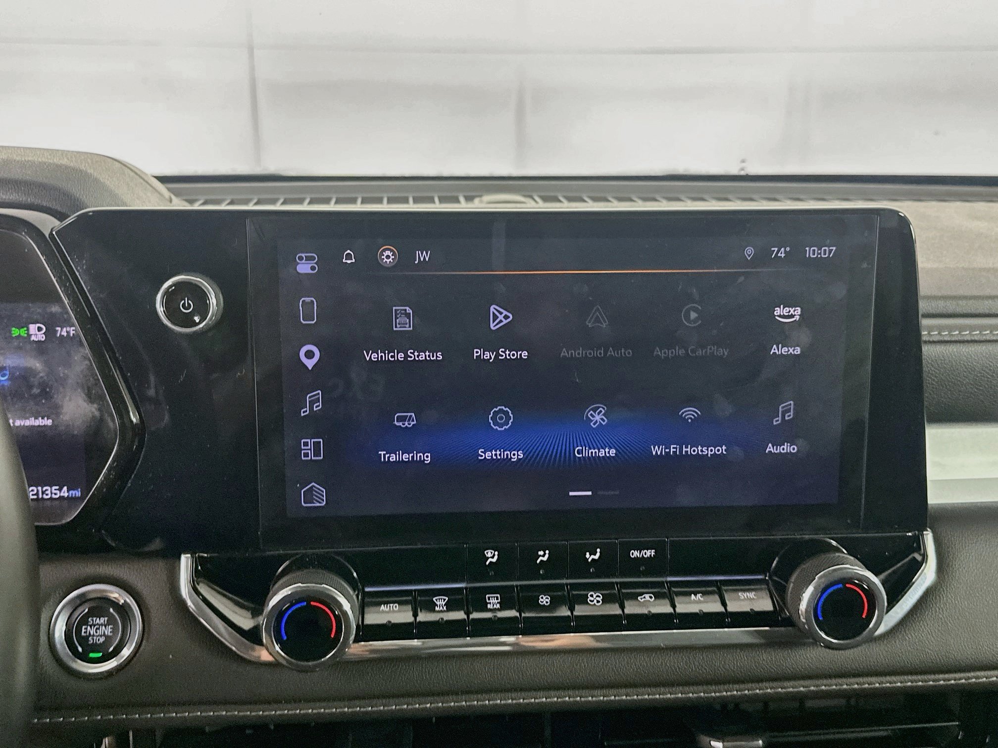 Used 2024 Chevrolet Colorado LT w/ LT Convenience Package AWD/4WD image 19