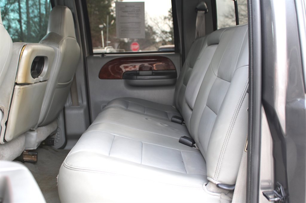 Used 2003 Ford F250 Lariat image 23