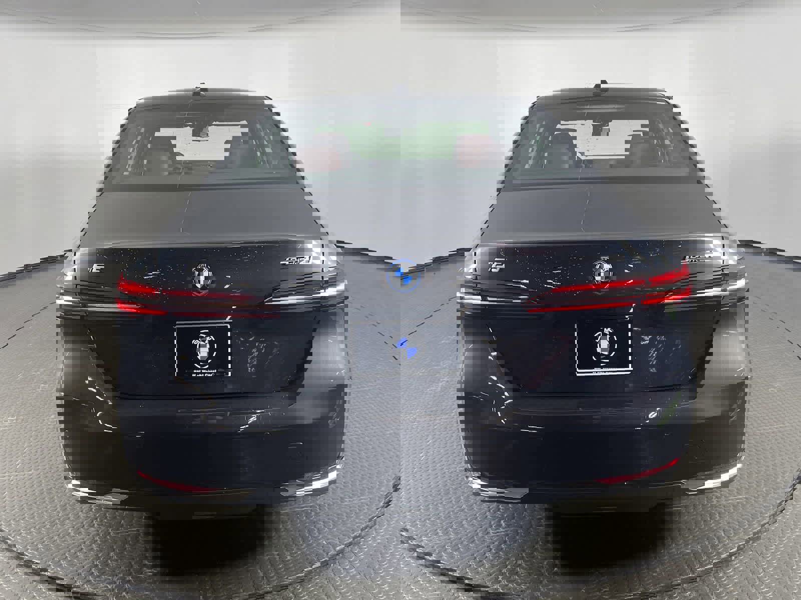 Certified 2024 BMW i5 eDrive40i w/ Premium Package image 8