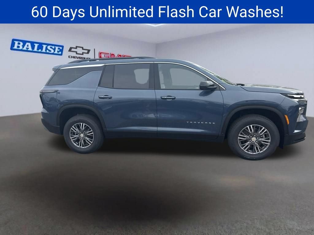 New 2026 Chevrolet Traverse LT w/ Driver Confidence Package AWD/4WD image 2
