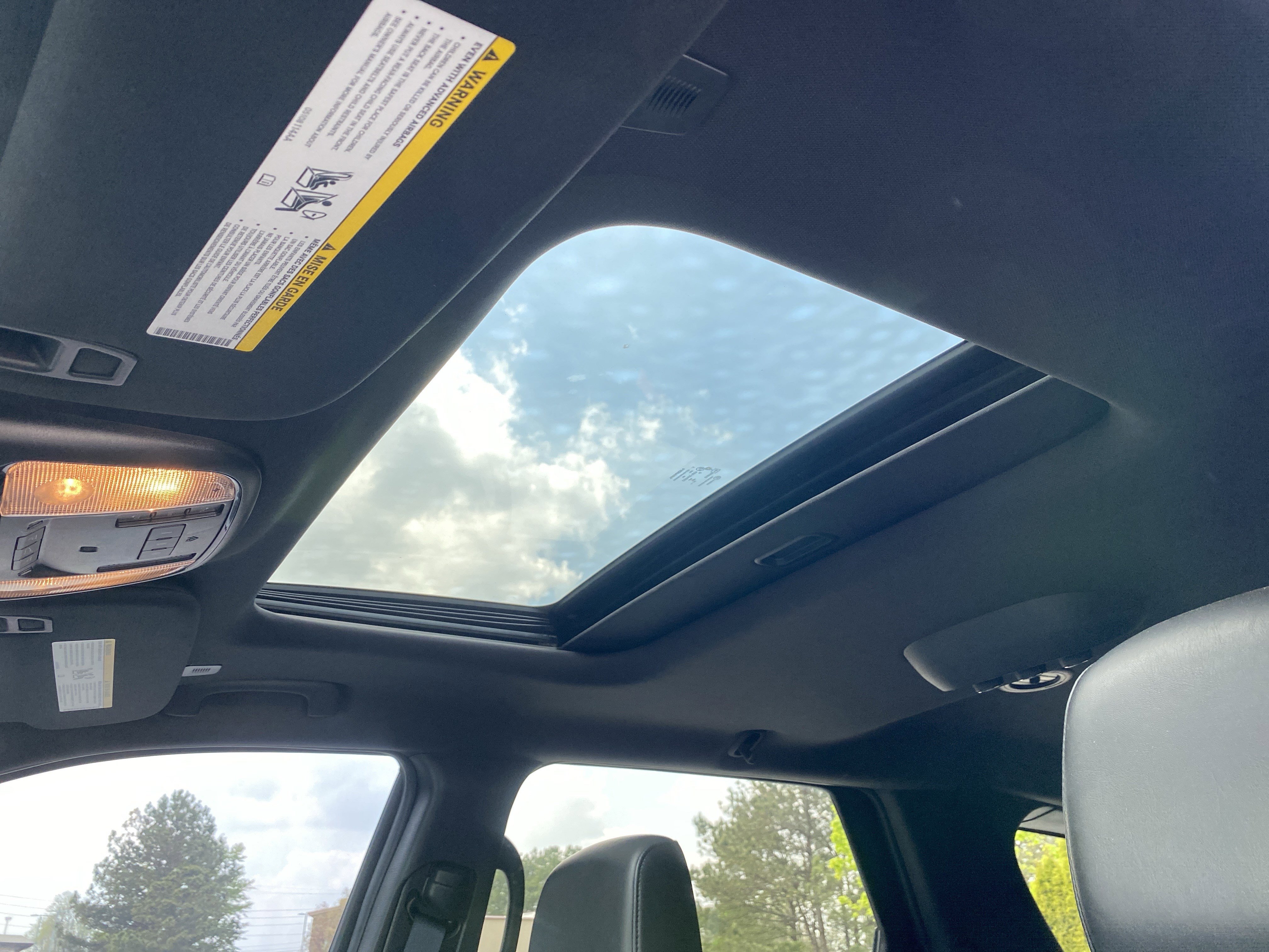 Used 2025 Dodge Durango R/T AWD/4WD image 10