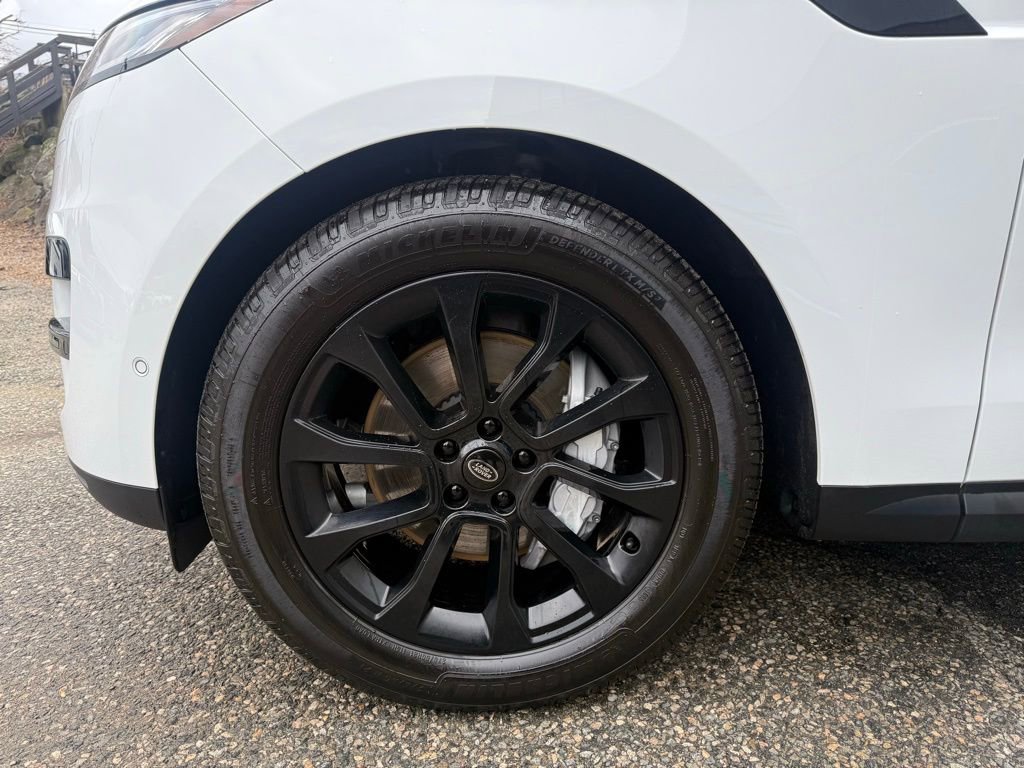 Used 2023 Land Rover Range Rover Sport SE image 10