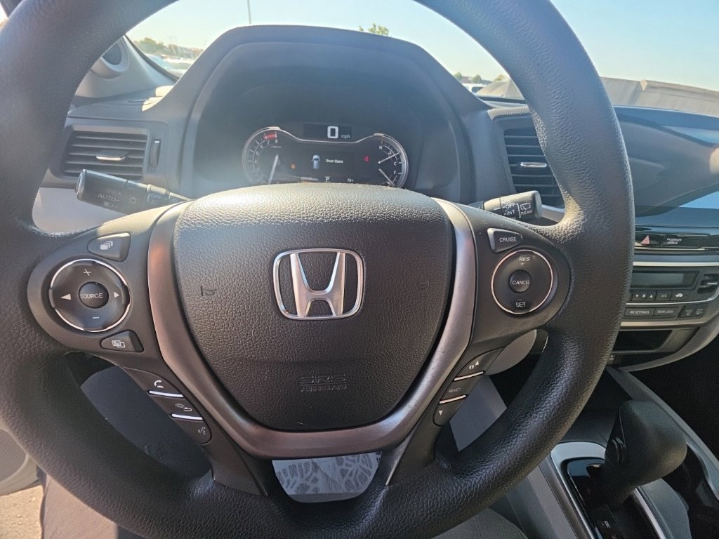 Used 2017 Honda Pilot EX image 16