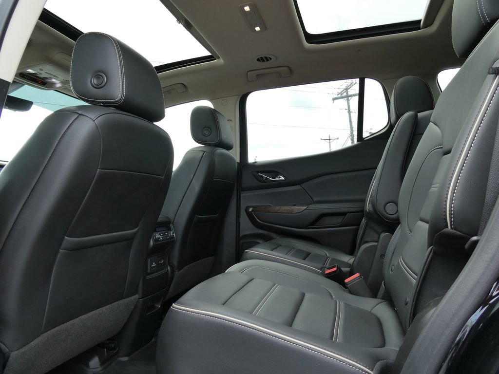 Used 2021 GMC Acadia Denali w/ Denali Technology Package AWD/4WD image 20