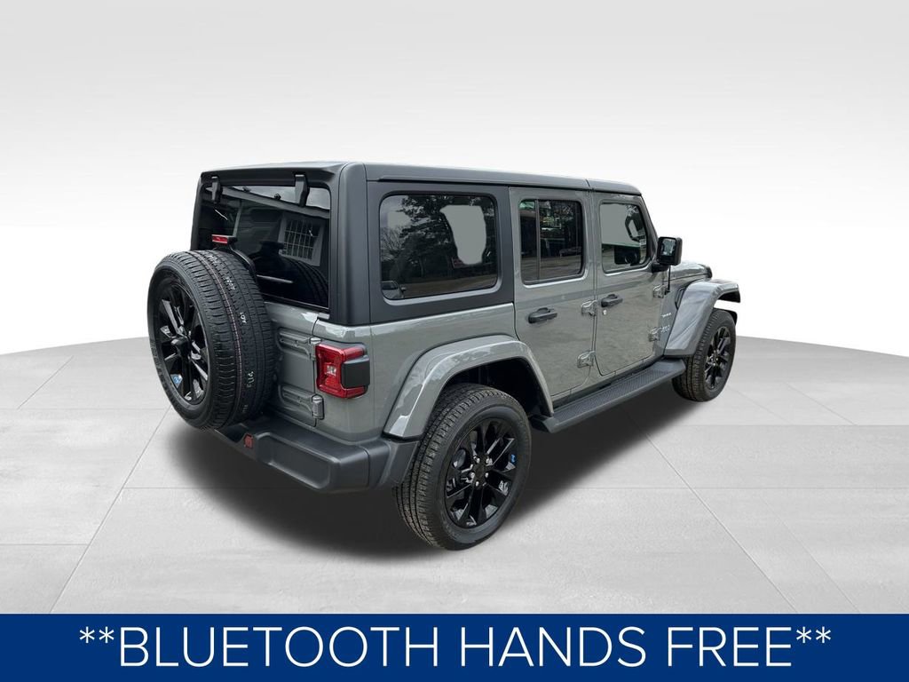 Used 2023 Jeep Wrangler Unlimited Sahara w/ Cold Weather Group image 5