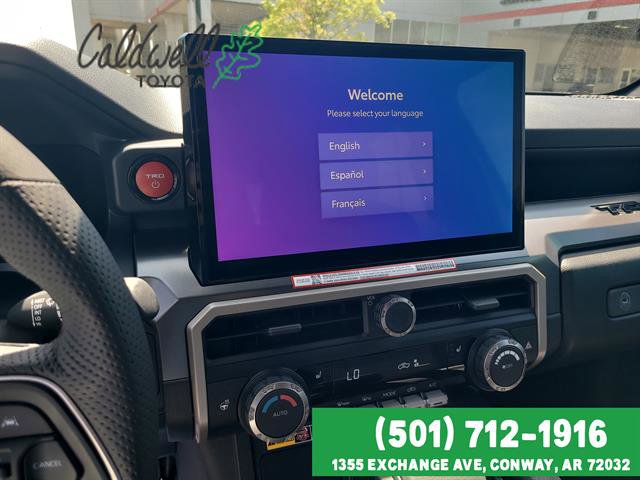Certified 2025 Toyota Tacoma TRD Off-Road AWD/4WD image 18