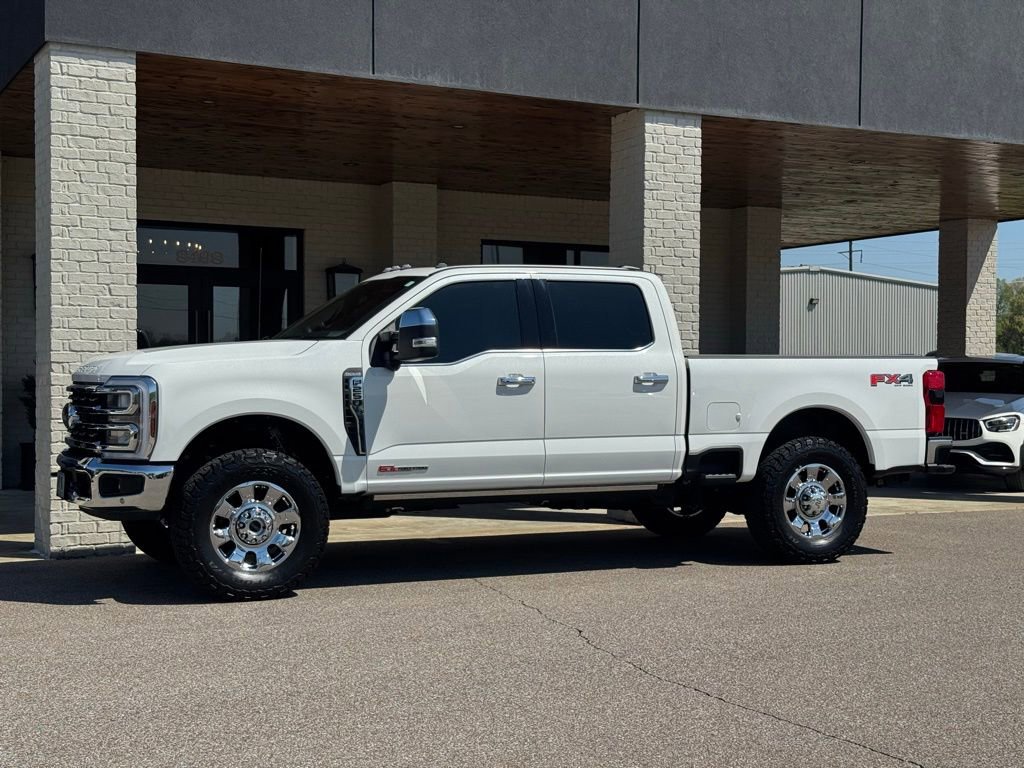 Used 2025 Ford F250 King Ranch w/ Chrome Package image 6