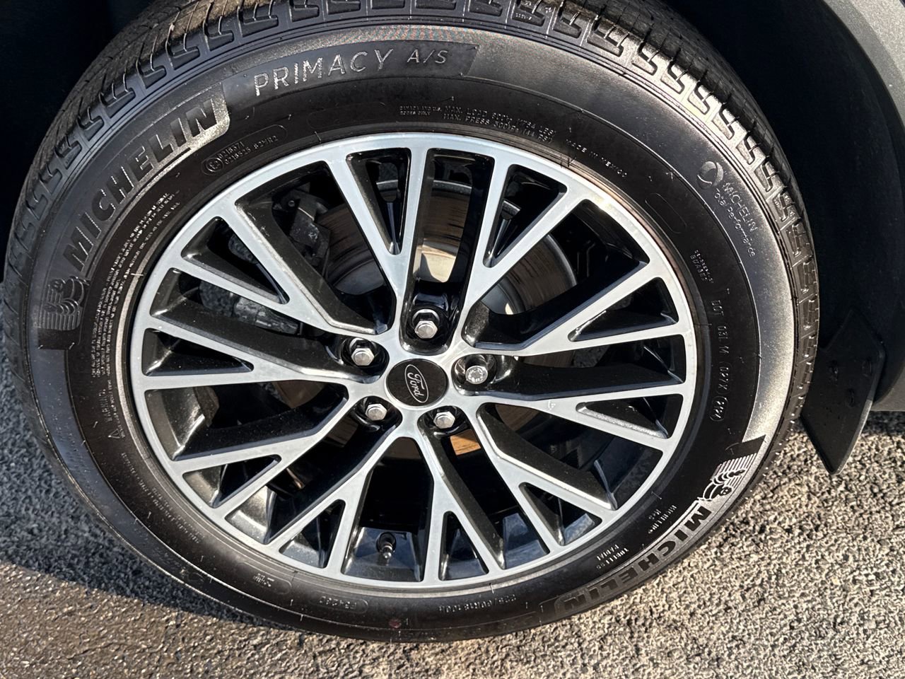 Used 2024 Ford Escape SE image 10