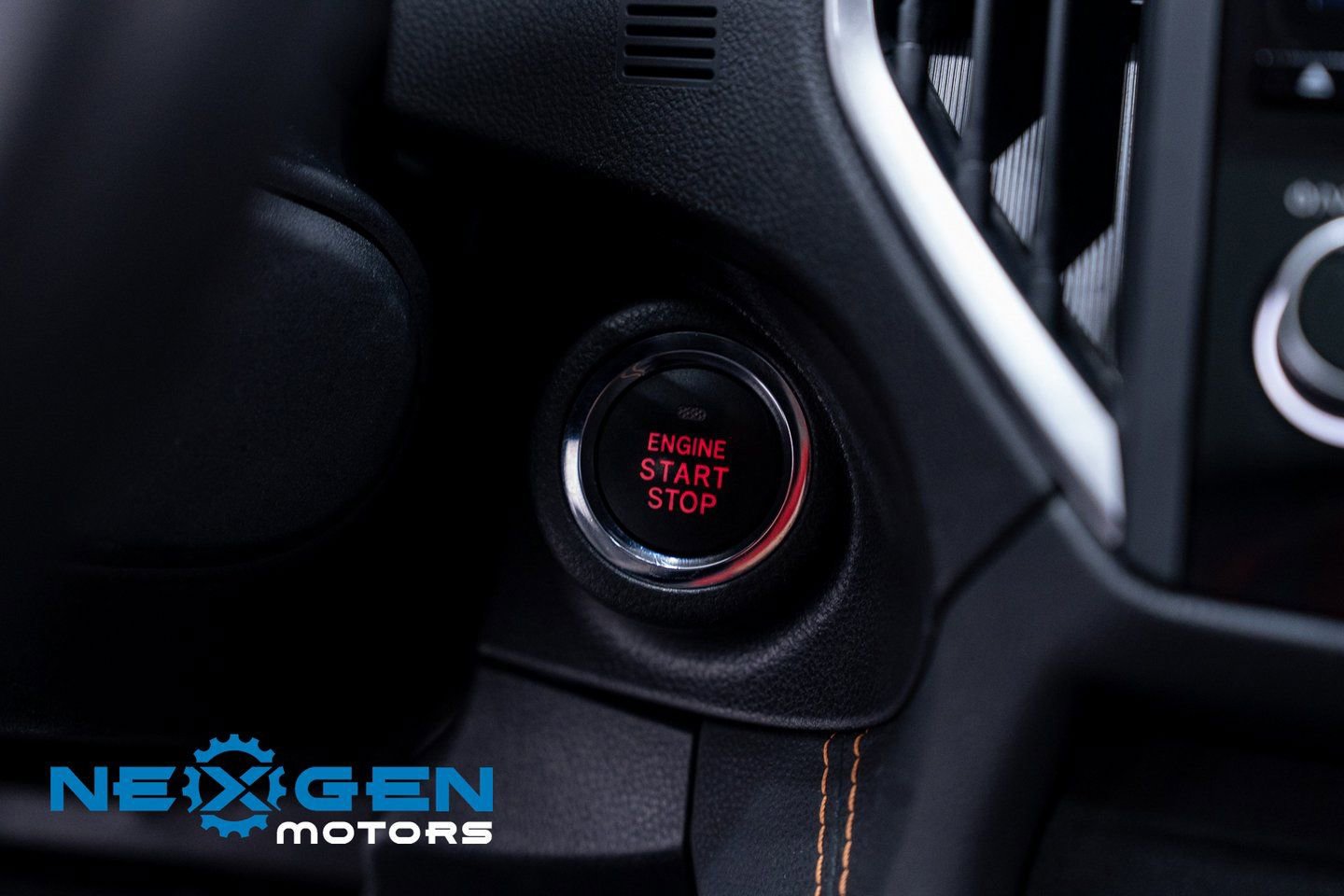 Used 2020 Subaru Crosstrek 2.0i Limited w/ Moonroof Package image 16