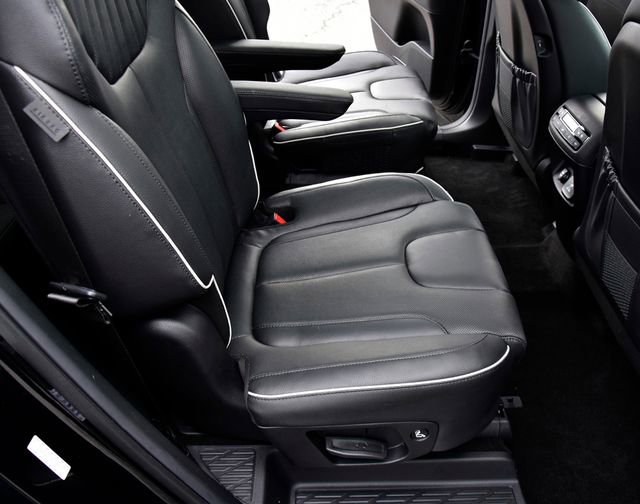 Used 2024 Hyundai Palisade Limited image 15