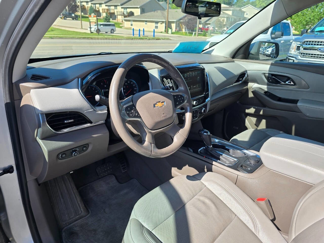 Used 2018 Chevrolet Traverse Premier image 15